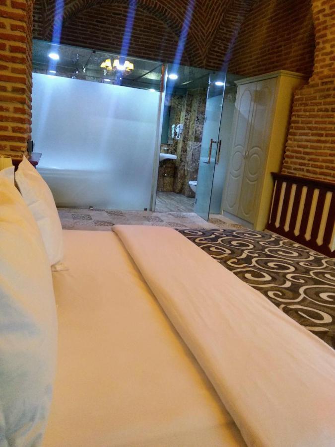 Karvansaray Sah Abbas Hotel Ganja Exterior photo