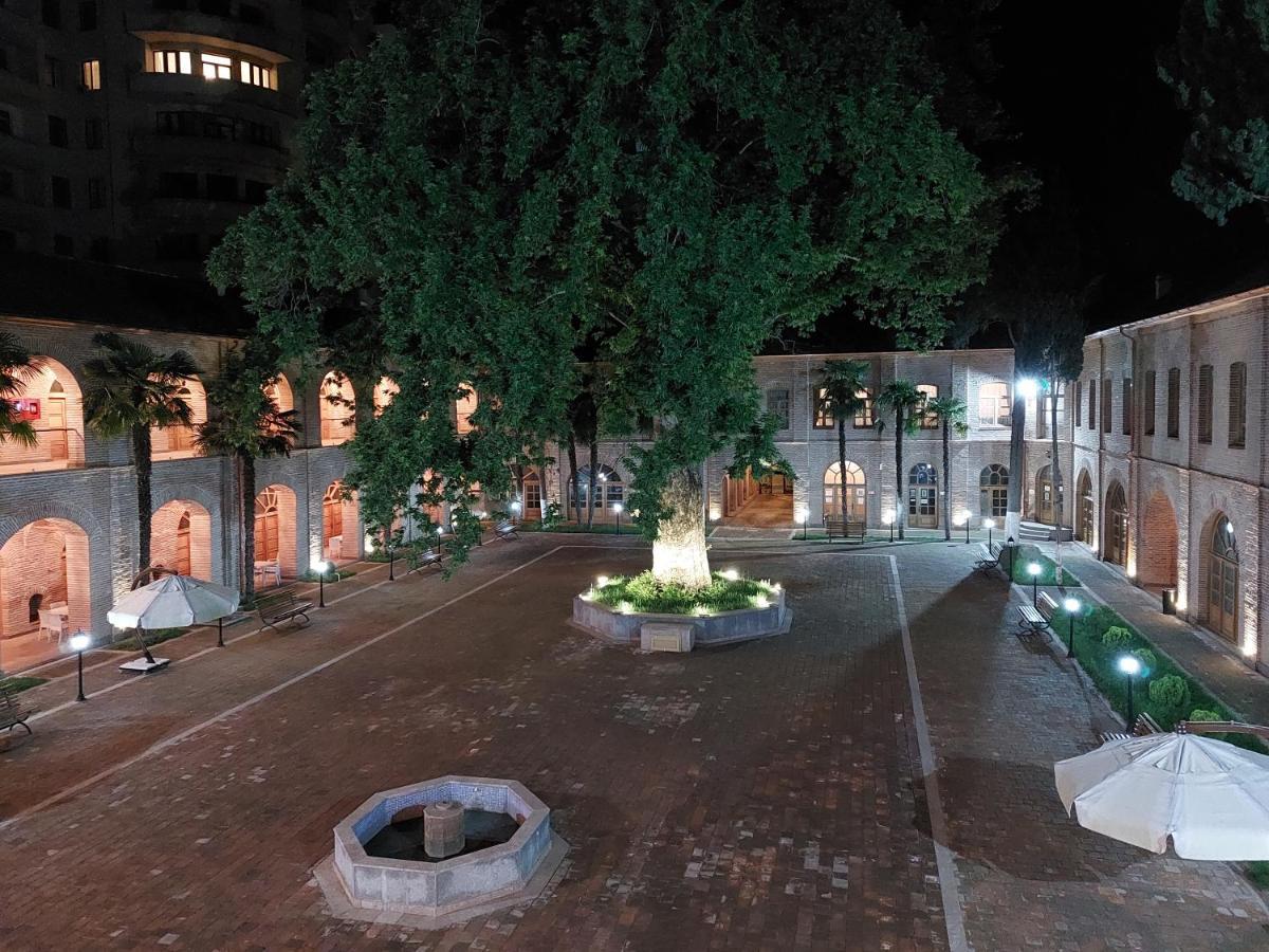 Karvansaray Sah Abbas Hotel Ganja Exterior photo